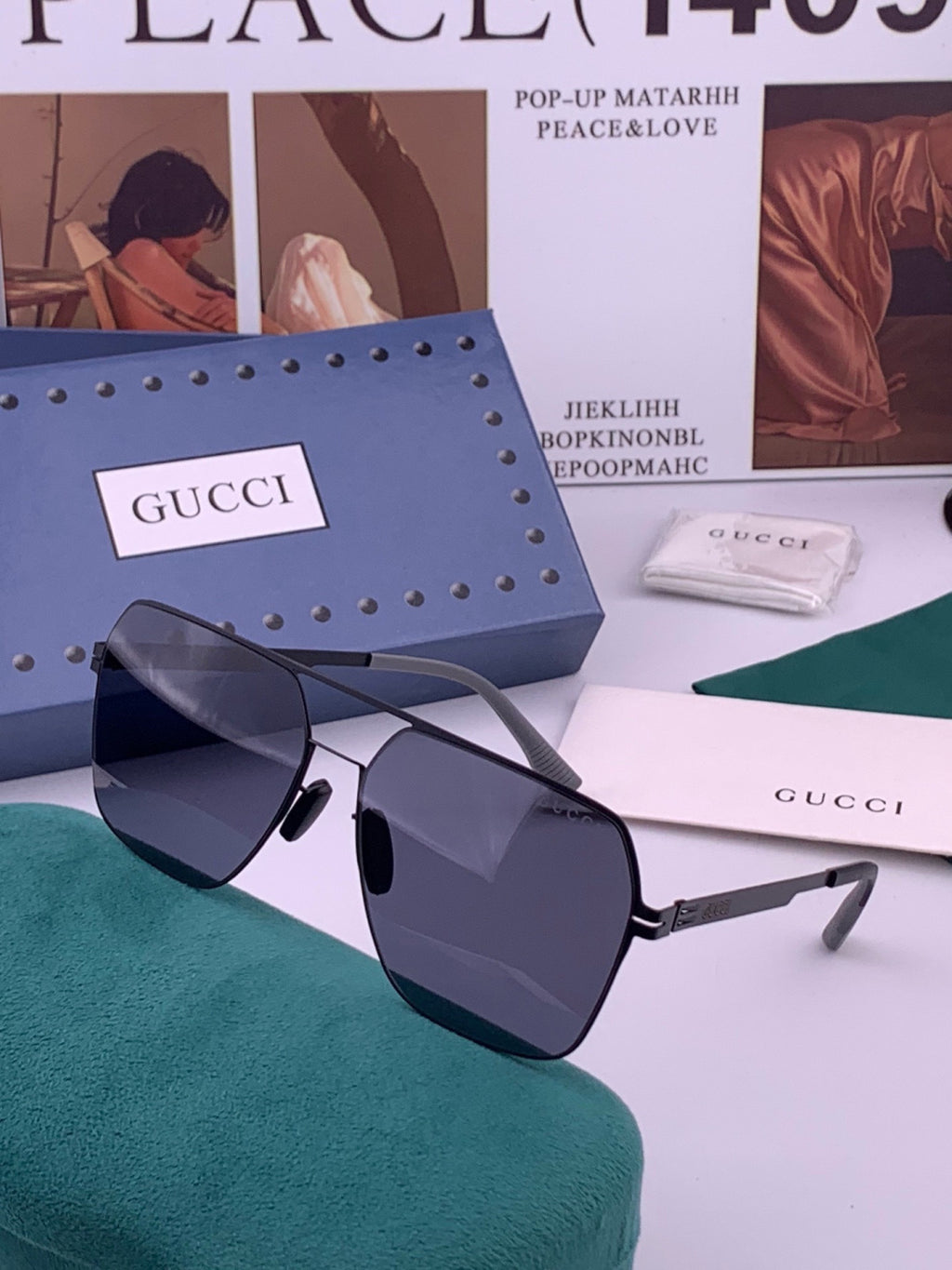 Gucci G711 Polarized Fashion Black Lens Sunglasses for Men & Women - detail image 2