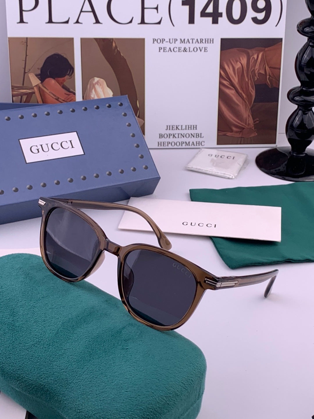 Gucci G72036 Polarized Fashion Black Lens Sunglasses for Women - detail image 2