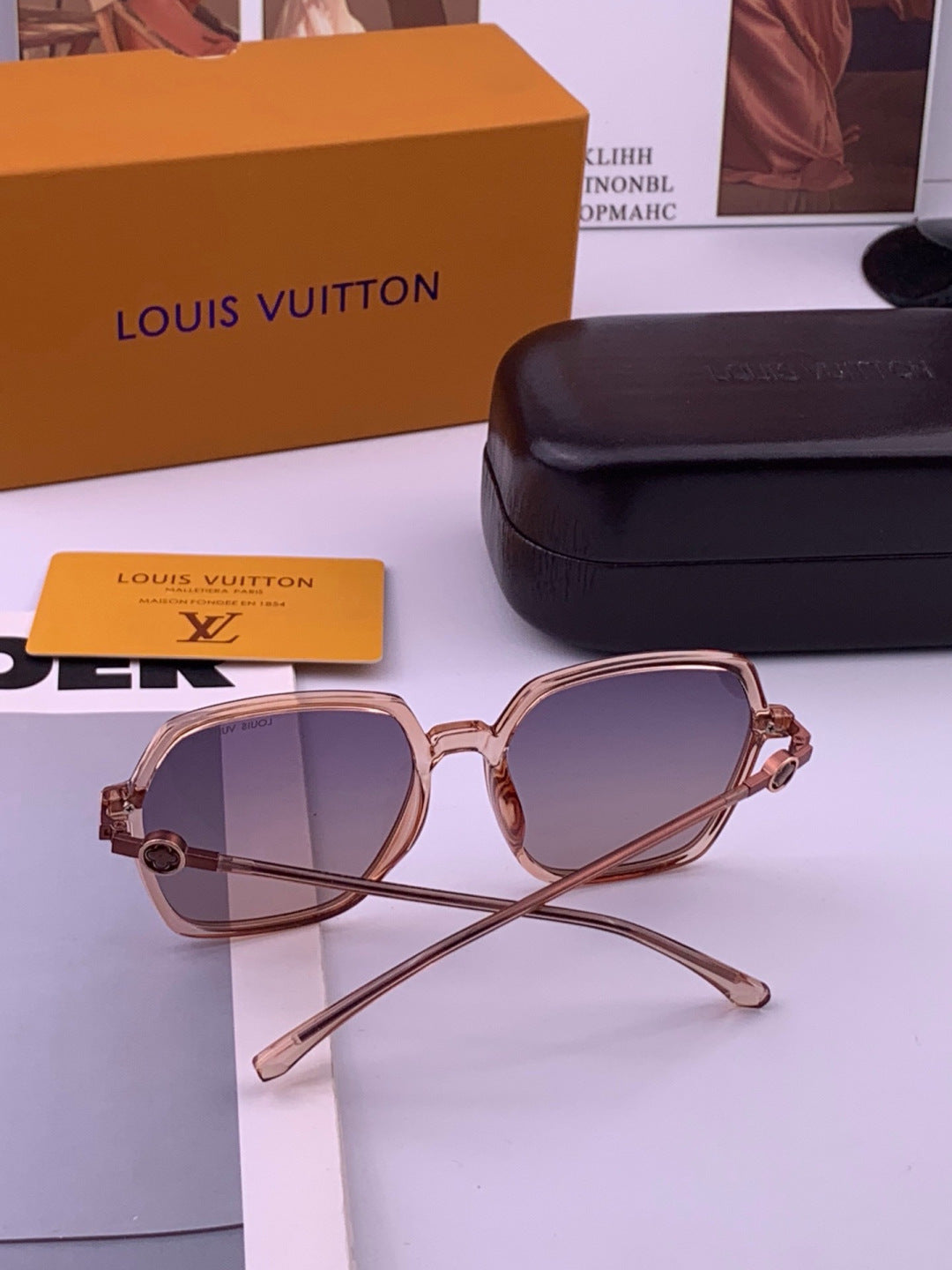 Louis Vuitton Polarized Square Brown Lens Sunglasses for Men & Women - 486247 - detail image 7