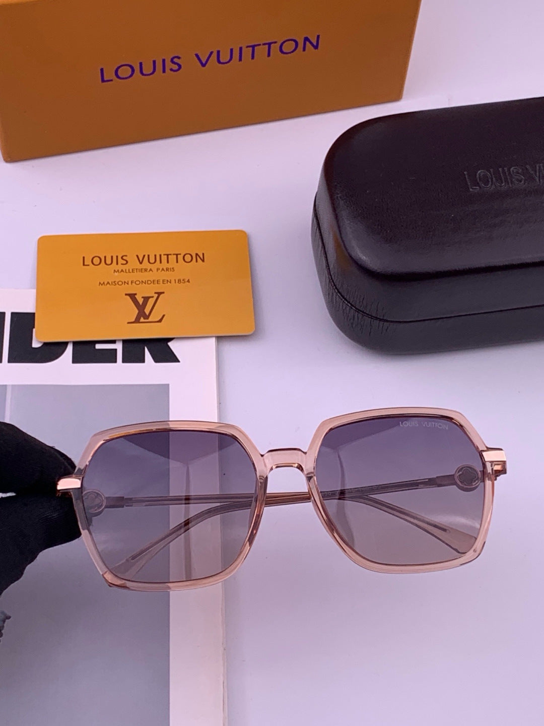 Louis Vuitton Polarized Square Brown Lens Sunglasses for Men & Women - 486247