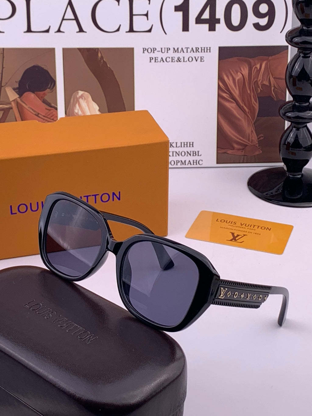 Louis Vuitton L17006 Oversized Black Lens Sunglasses for Men & Women - detail image 2