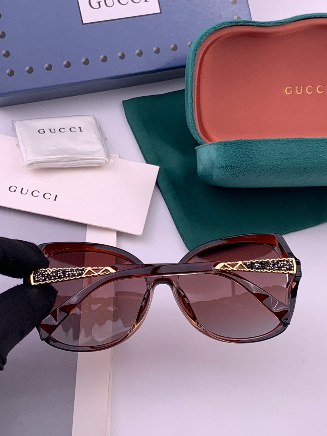 Gucci G2339 Polarized Round Brown Lens Sunglasses for Women - detail image 4