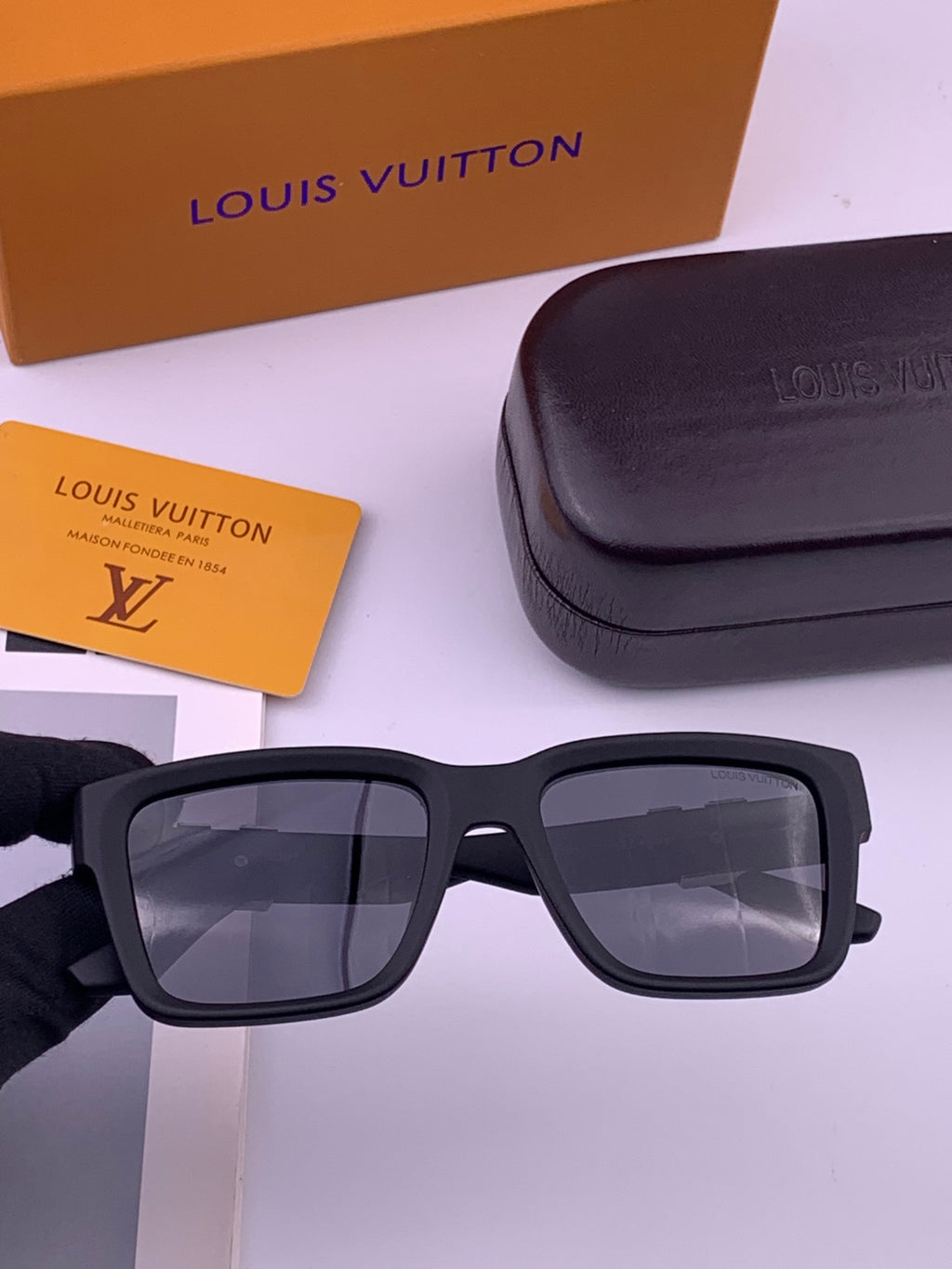 Louis Vuitton L3551 Square Gold Lens Sunglasses for Men & Women