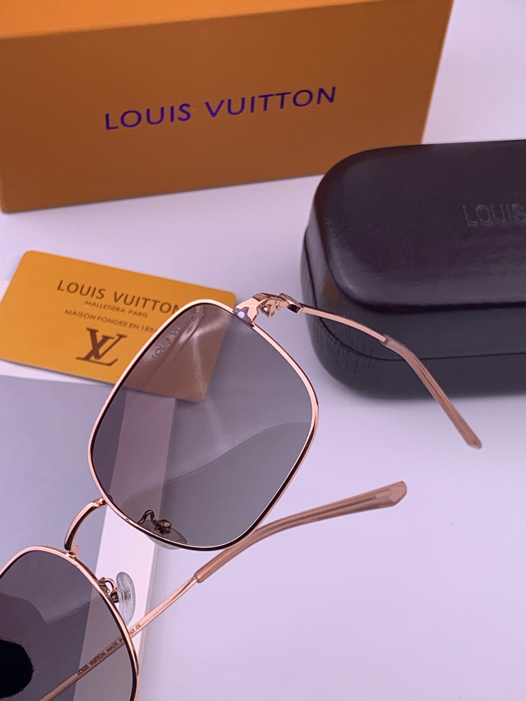 Louis Vuitton 5303 Polarized Aviator Purple Lens Sunglasses for Men & - 486258 - detail image 3