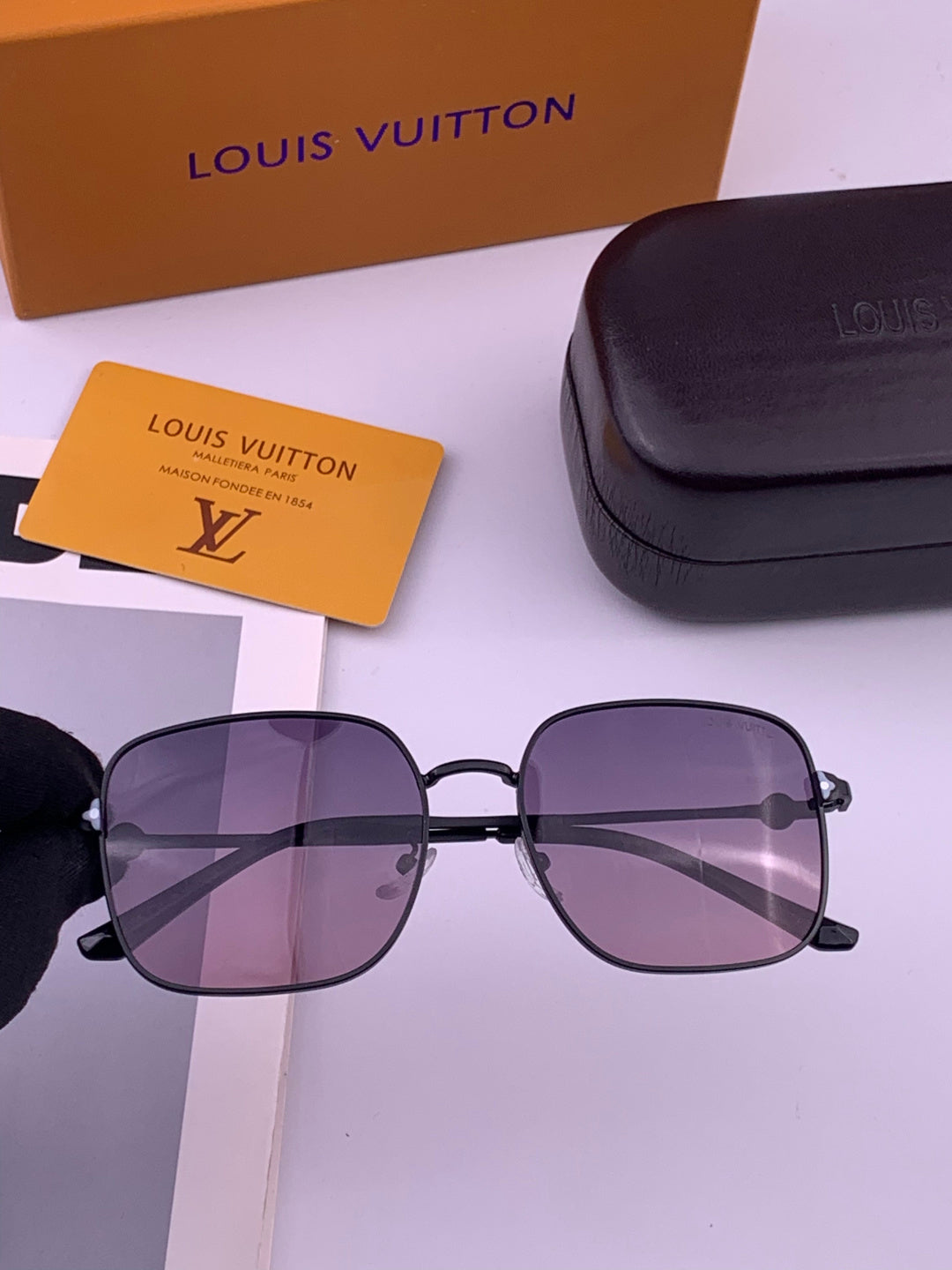 Louis Vuitton 5303 Polarized Aviator Purple Lens Sunglasses for Men & Women