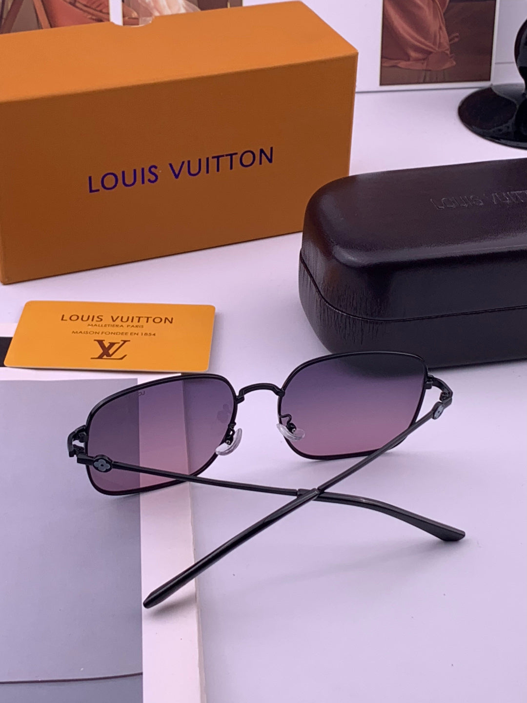 Louis Vuitton 5303 Polarized Aviator Purple Lens Sunglasses for Men & Women - detail image 7