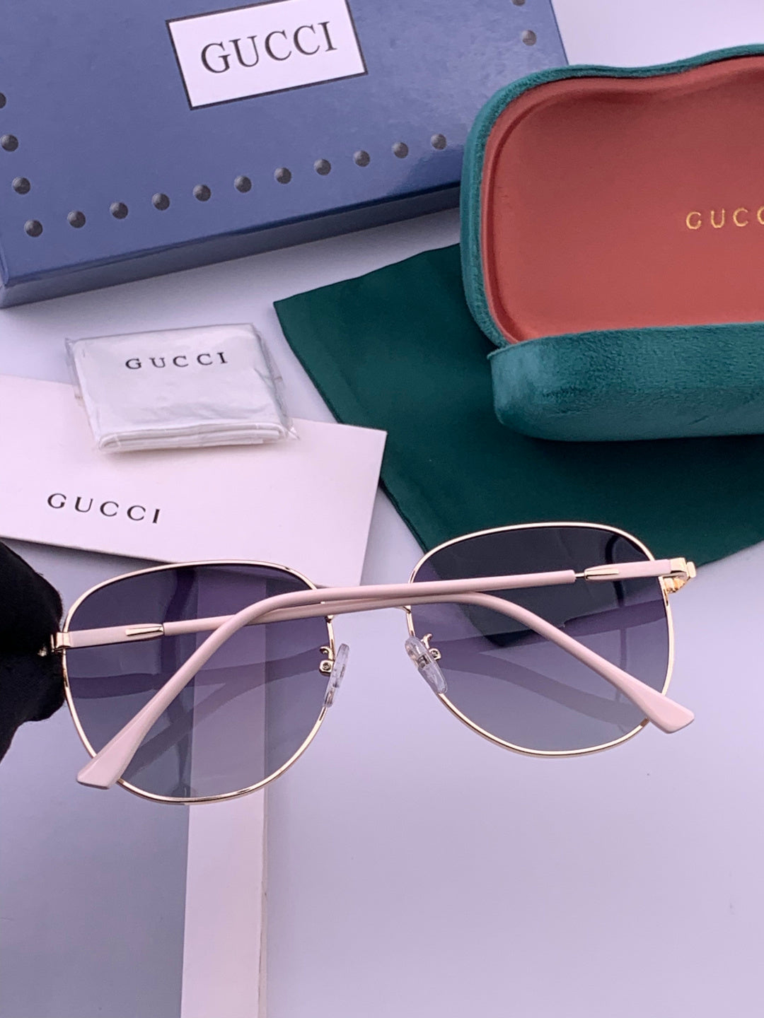 Gucci G5822 Polarized Oversized Gold Lens Sunglasses for Men & Women - 493316 - detail image 5