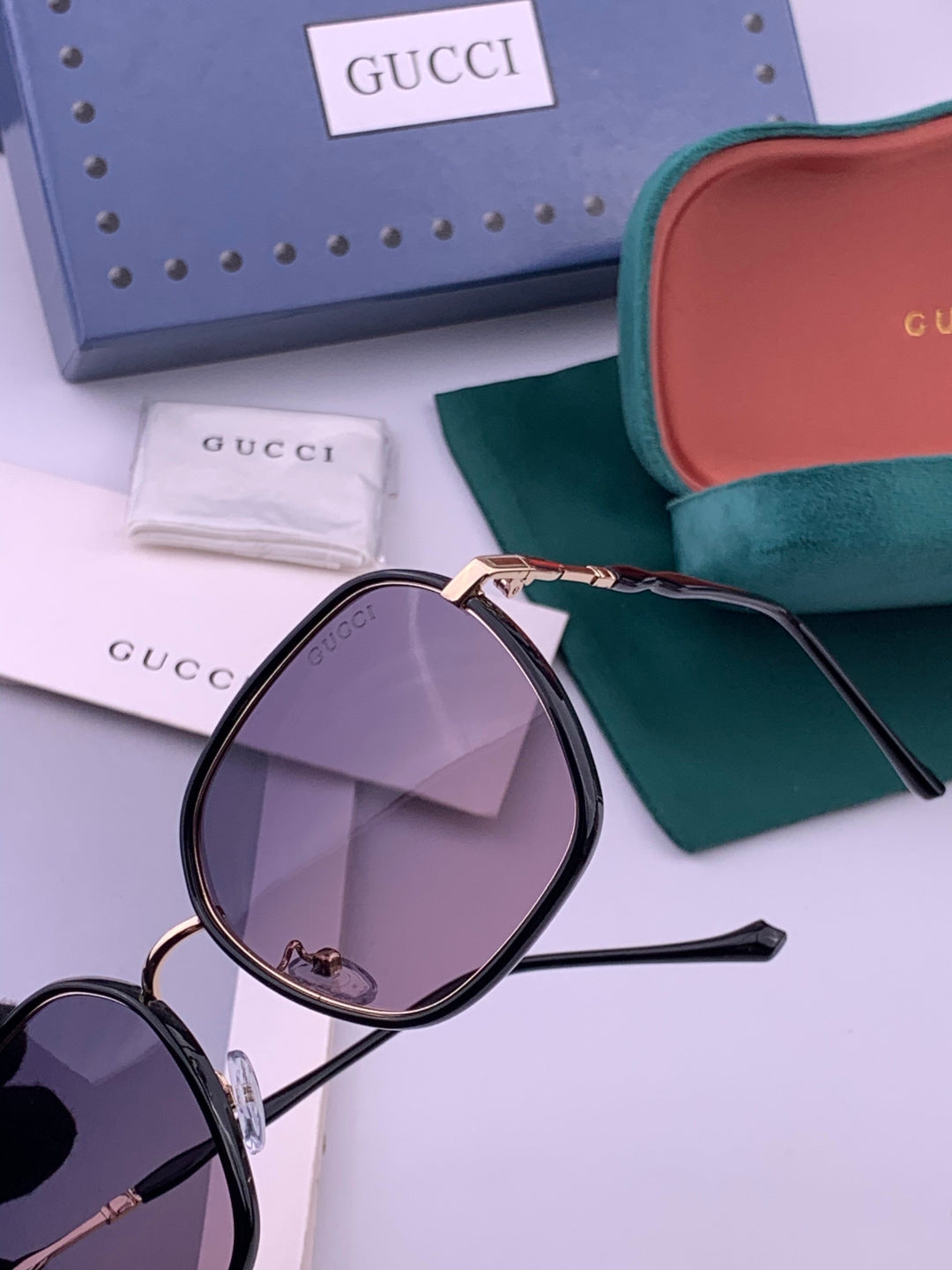Gucci G7825 Polarized Square Brown Lens Sunglasses for Women - 493319 - detail image 3