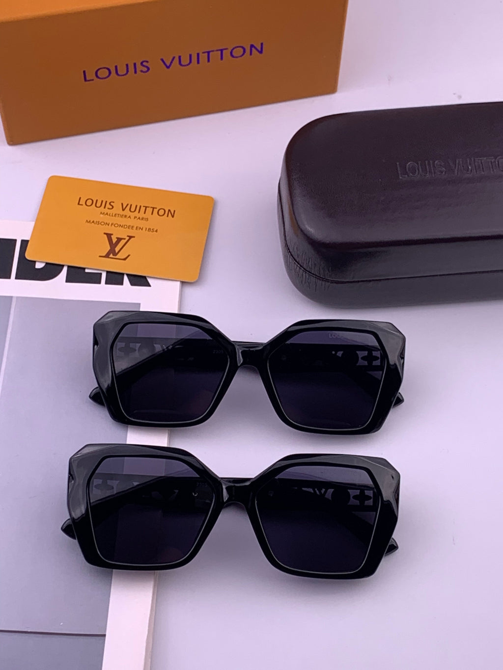 Louis Vuitton L5230 Square Black Lens Sunglasses for Men & Women - detail image 7