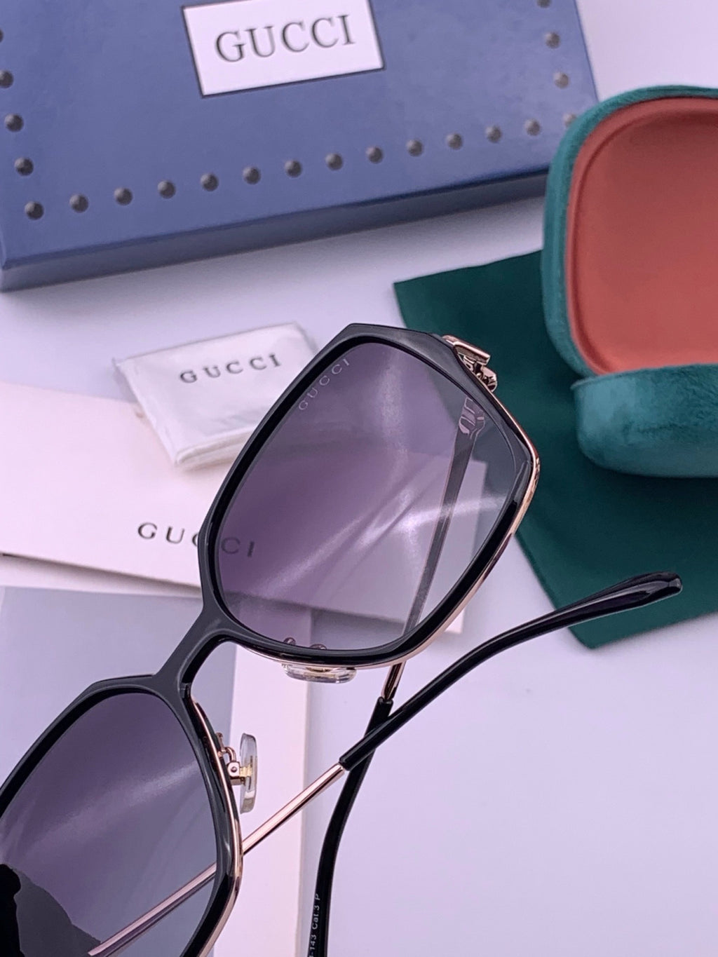 Gucci G6640 Polarized Round Red Lens Sunglasses for Women - 493326 - detail image 3