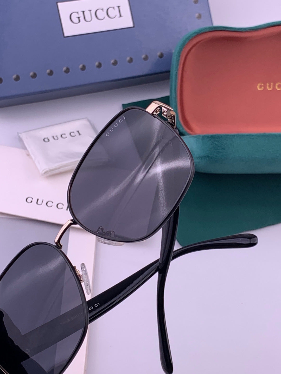 Gucci G9388 Round Gold Lens Sunglasses for Men & Women - 493328 - detail image 3