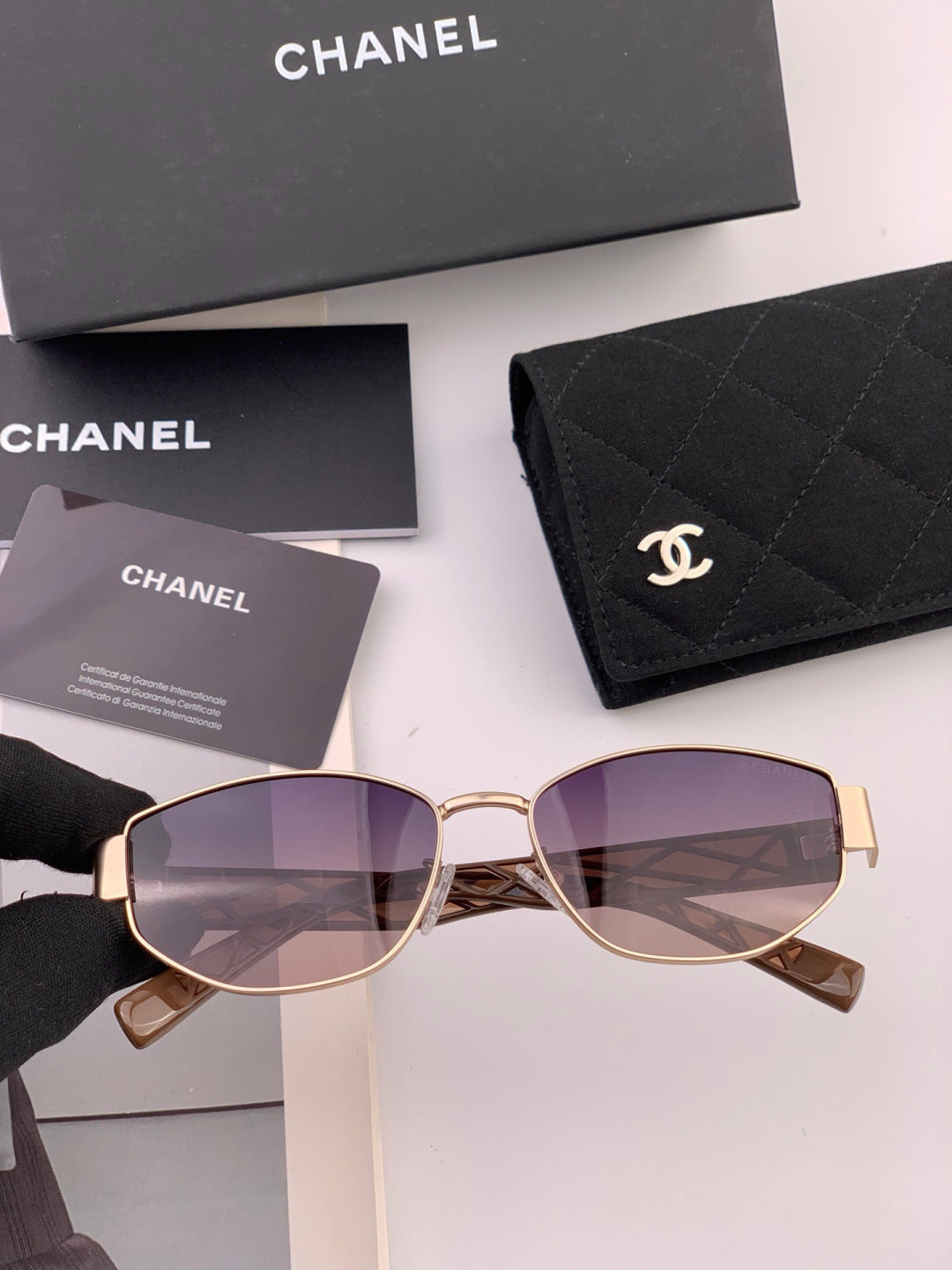 Chanel CH29510 Polarized Fashion Blue Lens Sunglasses for Women - detail image 2