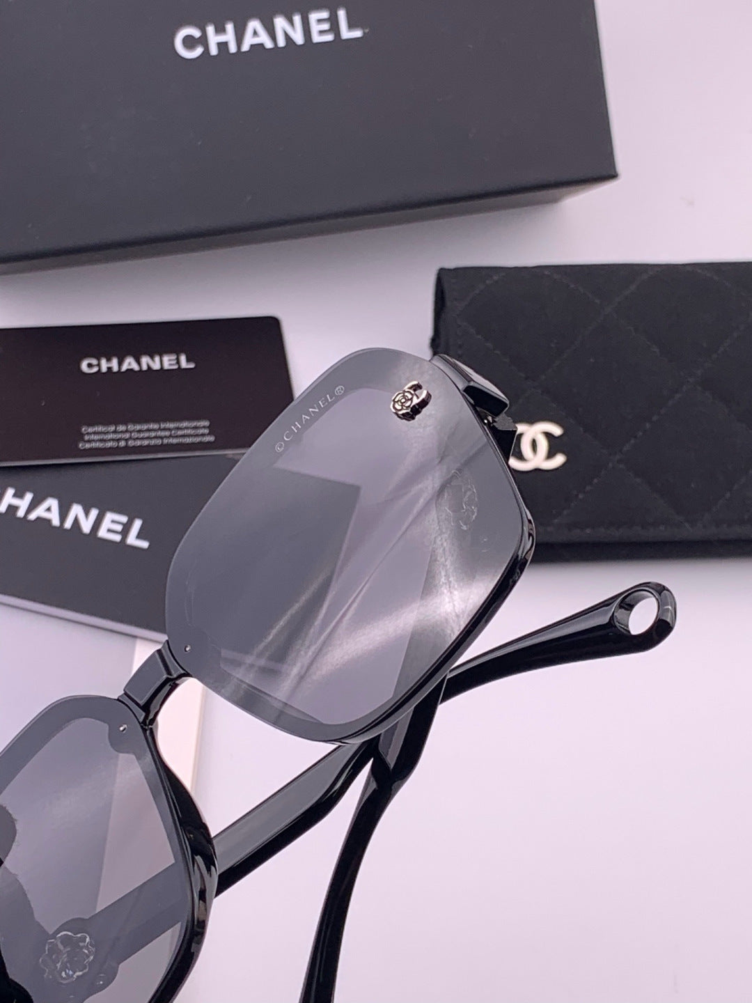 Chanel CH9788 Polarized Oversized Black Lens Sunglasses for Men & Wom - 486613 - detail image 6