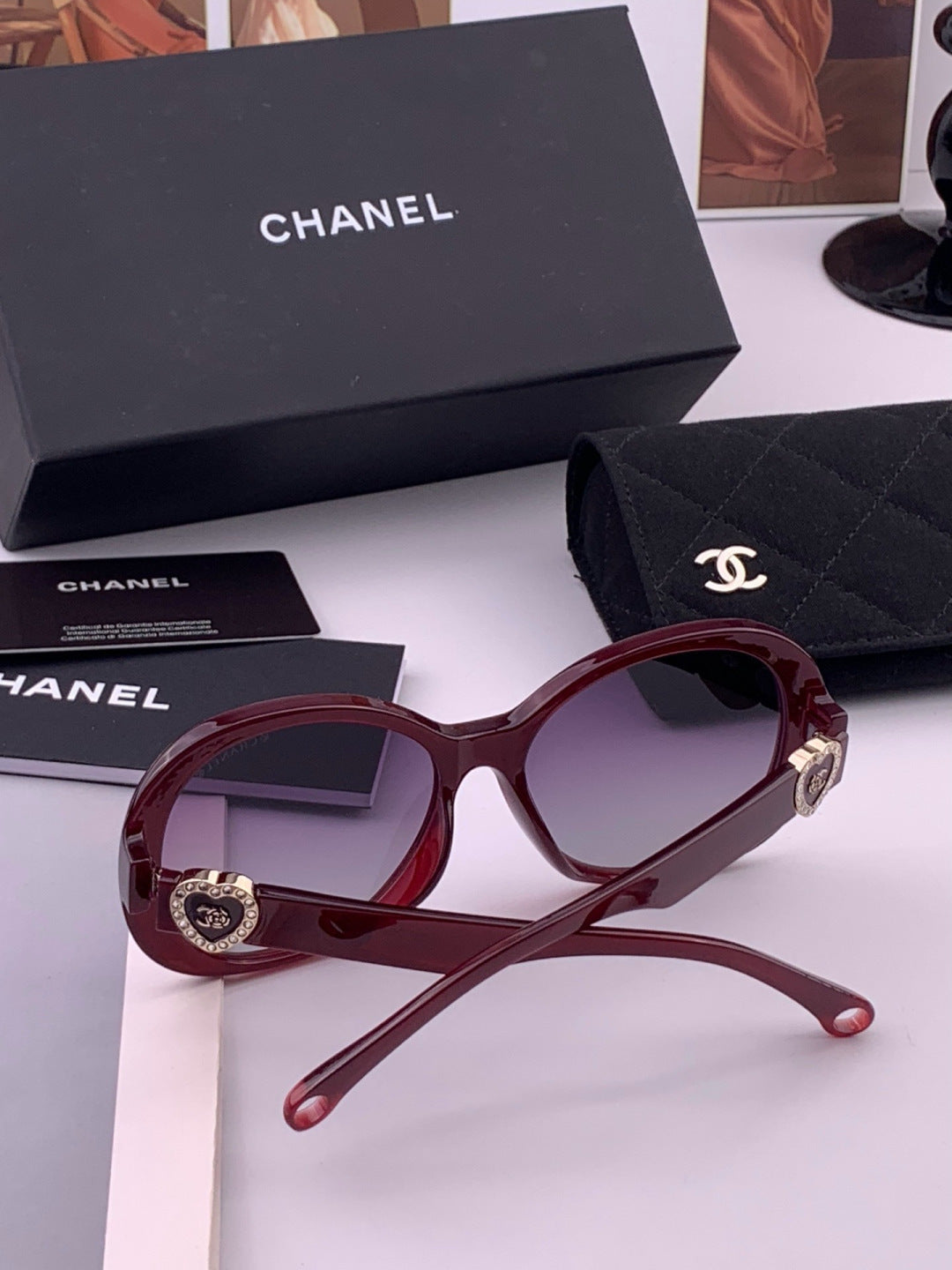 Chanel CH6788 Polarized Oversized Gold Lens Sunglasses for Men & Women - detail image 5