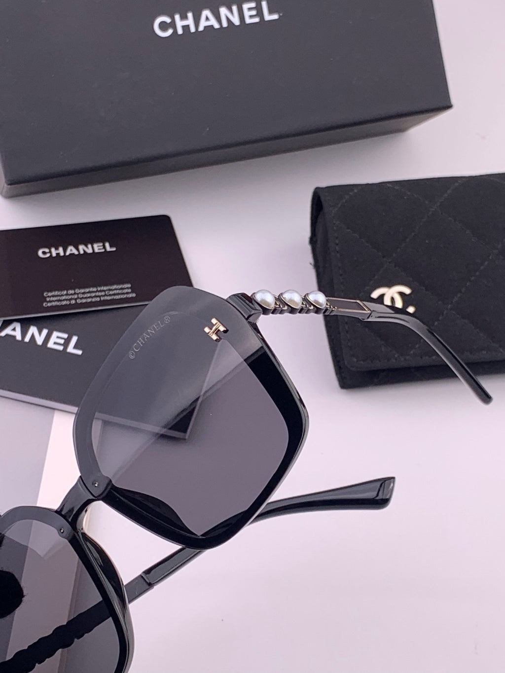 Chanel CH8788 Polarized Oversized Black Lens Sunglasses for Men & Women - detail image 3