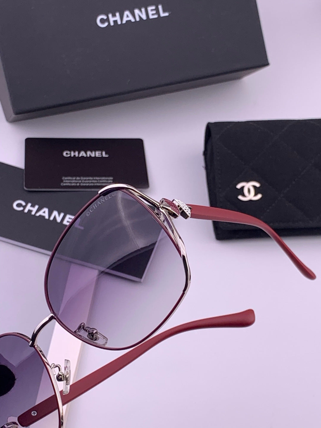 Chanel CH9914 Polarized Fashion Red Lens Sunglasses for Men & Women - detail image 3