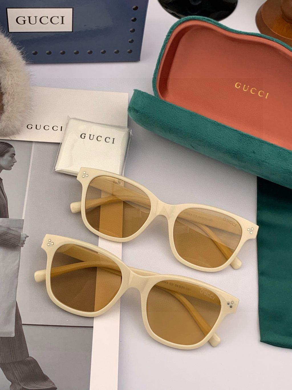 Gucci G35504 Polarized Fashion Gold Lens Sunglasses for Men & Women - detail image 7