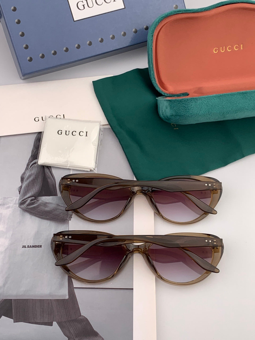 Gucci G65504 Polarized Fashion Gold Lens Sunglasses for Men & Women - detail image 6