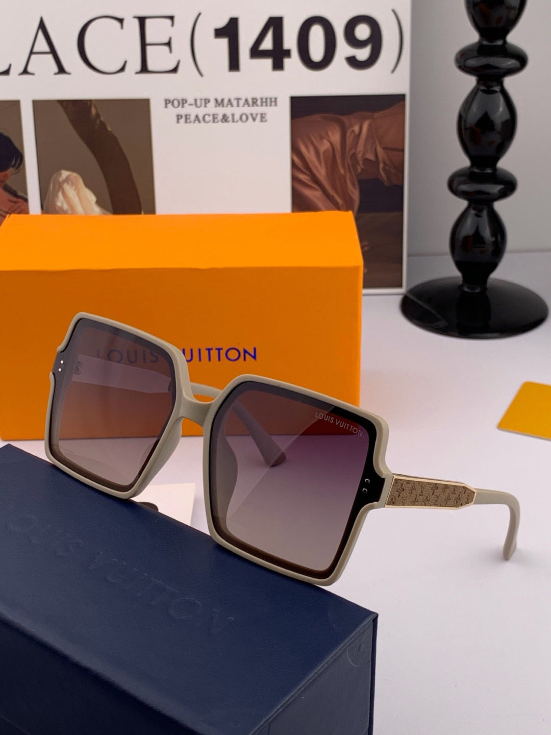 Louis Vuitton L1577 Polarized Square Gold Lens Sunglasses for Men & Women - detail image 2