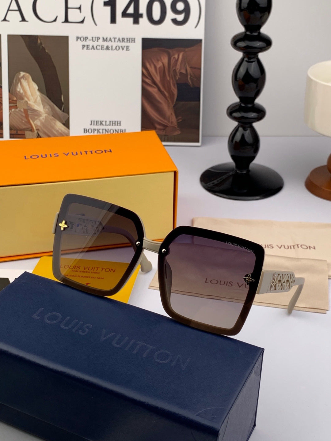 Louis Vuitton Fashion Gold Lens Sunglasses for Men & Women - 486246 - detail image 4