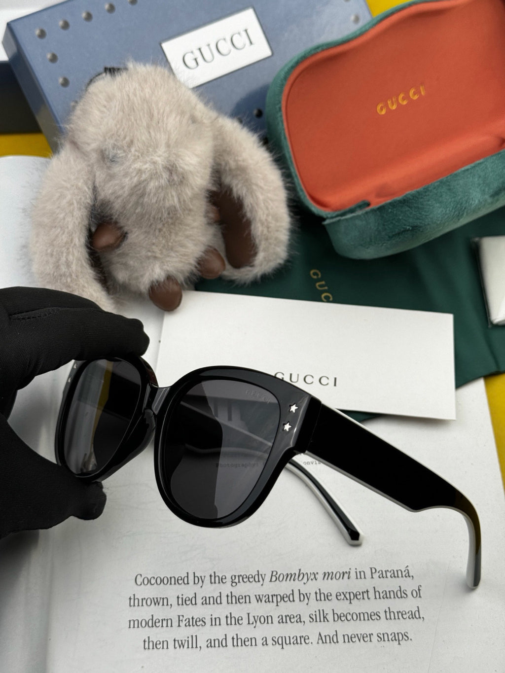 Gucci G1907 Polarized Round Black Lens Sunglasses for Women - detail image 2