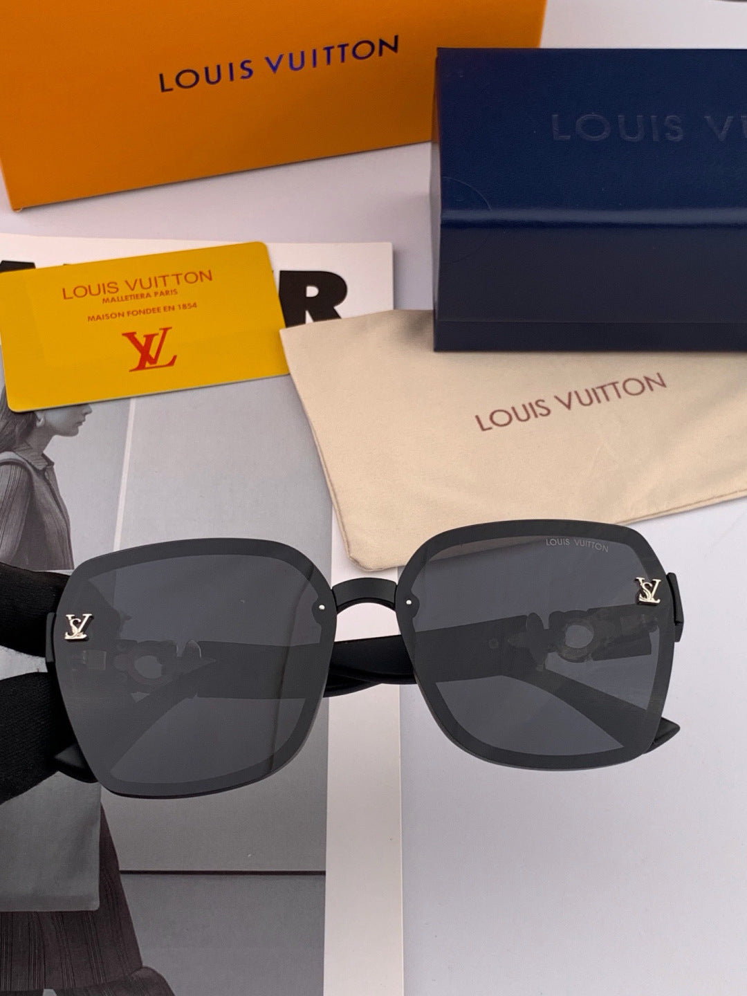 Louis Vuitton L4991 Polarized Square Gold Lens Sunglasses for Men & Women