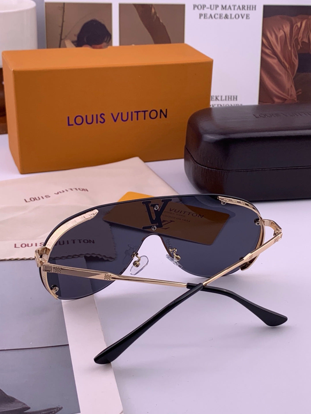 Louis Vuitton L81756 Aviator Black Lens Sunglasses for Men & Women - detail image 7