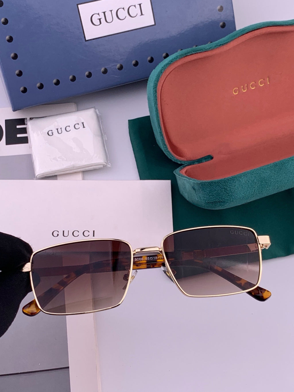 Gucci G6906 Aviator Black Lens Sunglasses for Men & Women - detail image 4