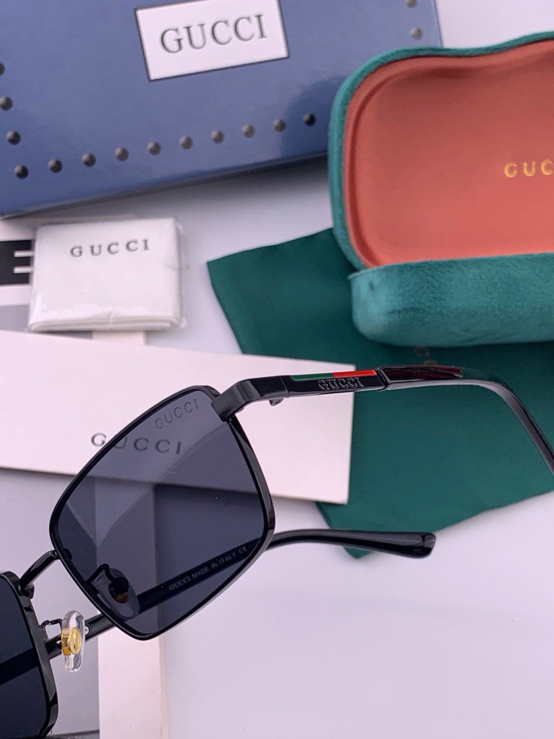 Gucci G6906 Aviator Black Lens Sunglasses for Men & Women - detail image 6