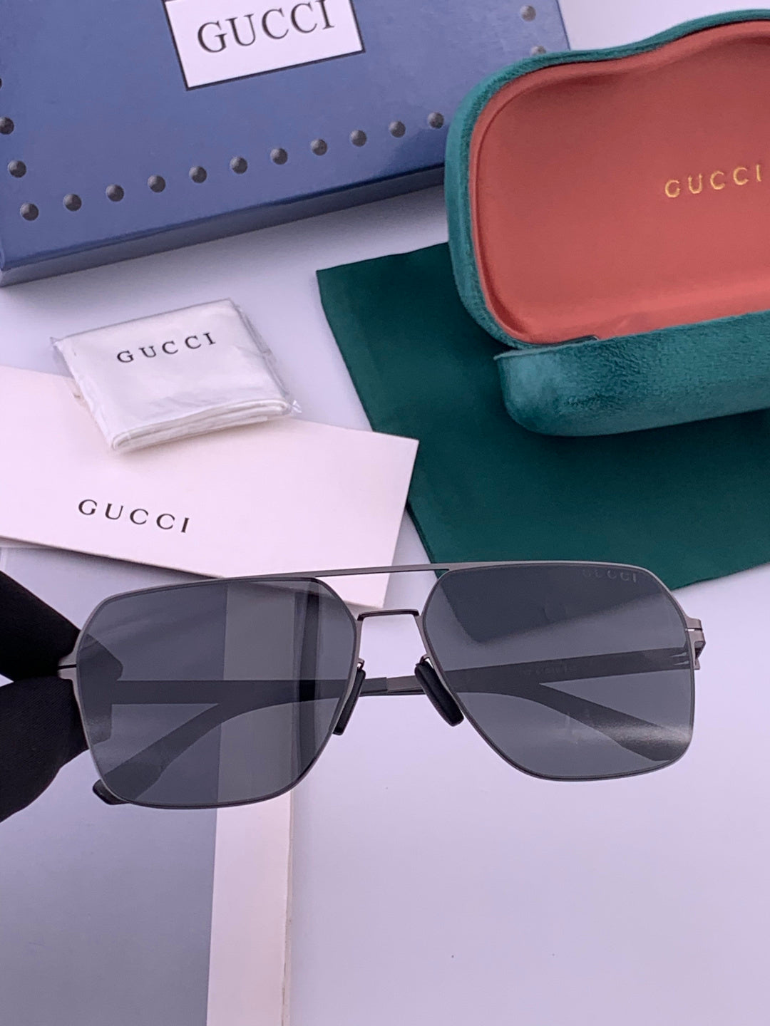 Gucci G711 Polarized Fashion Gold Lens Sunglasses for Men & Women - 493298
