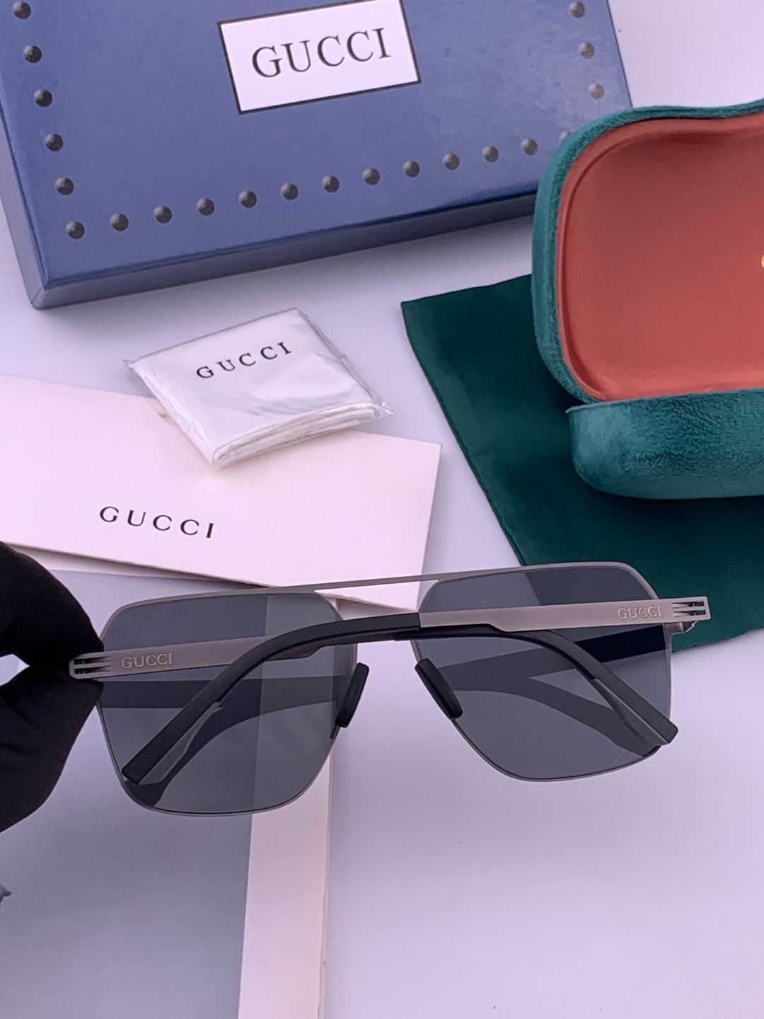 Gucci G711 Polarized Fashion Gold Lens Sunglasses for Men & Women - 493298 - detail image 6