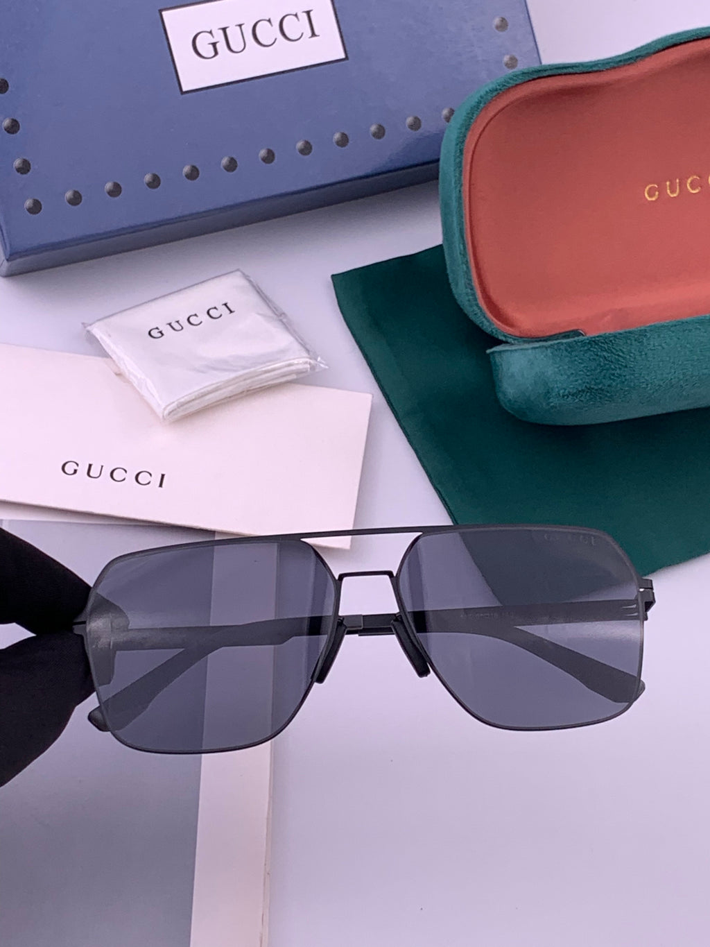 Gucci G711 Polarized Fashion Gold Lens Sunglasses for Men & Women