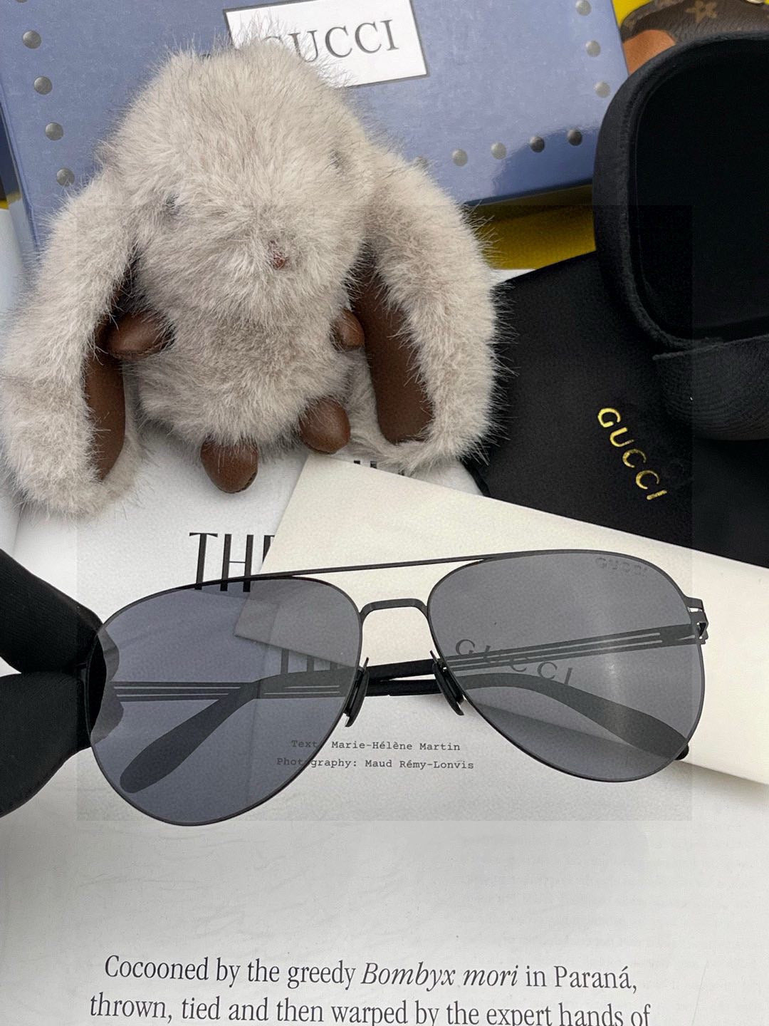 Gucci G0515 Polarized Aviator Red Lens Sunglasses for Men - detail image 2