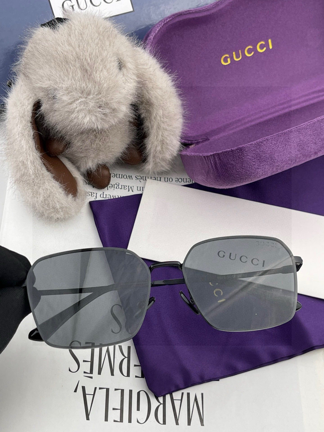 Gucci G6881 Polarized Aviator Red Lens Sunglasses for Men - detail image 2