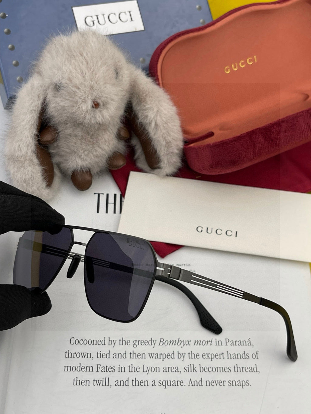 Gucci G0862 Fashion Gold Lens Sunglasses for Men & Women - 493304 - detail image 4