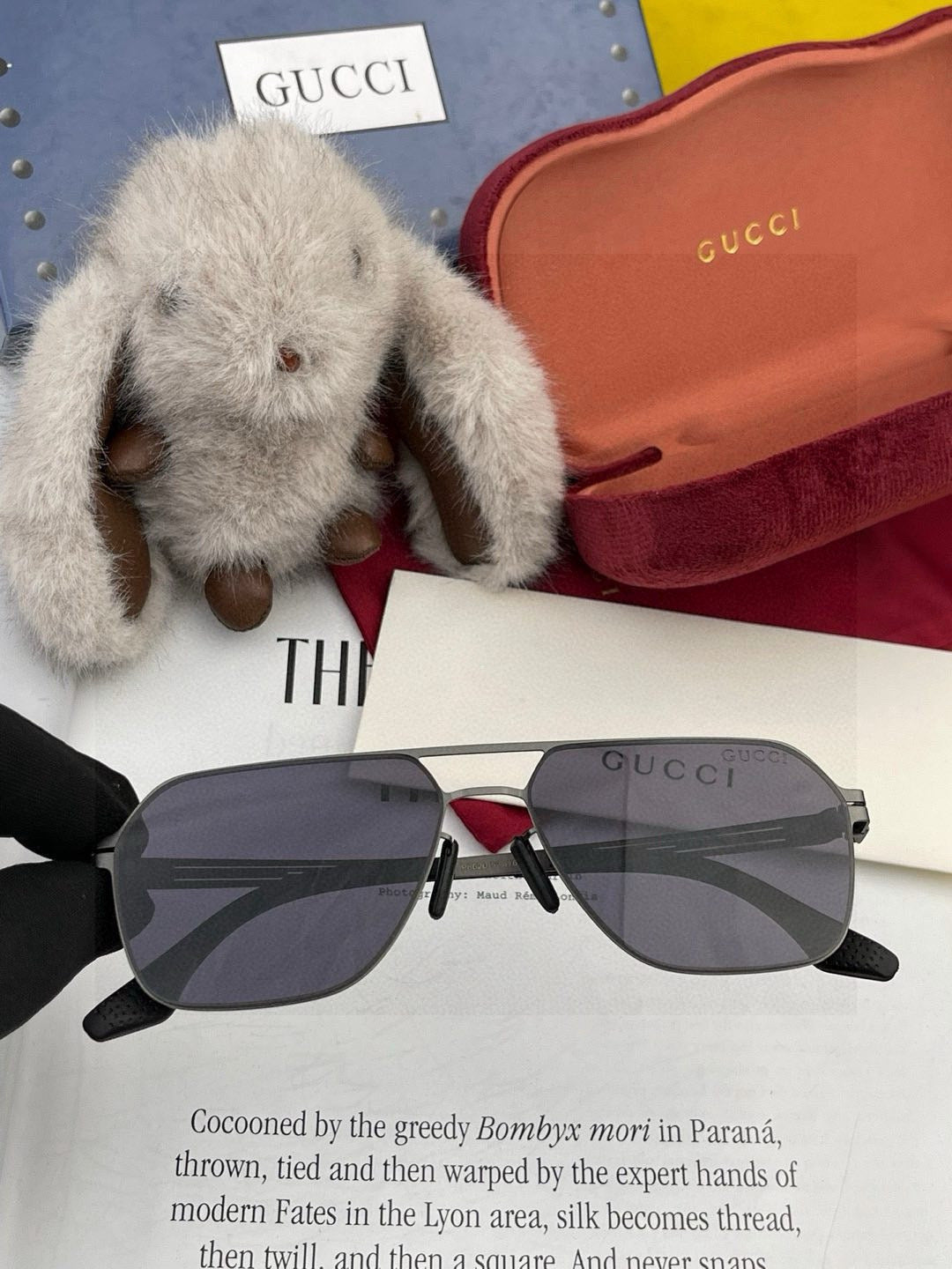 Gucci G0862 Fashion Gold Lens Sunglasses for Men & Women - 493304 - detail image 2