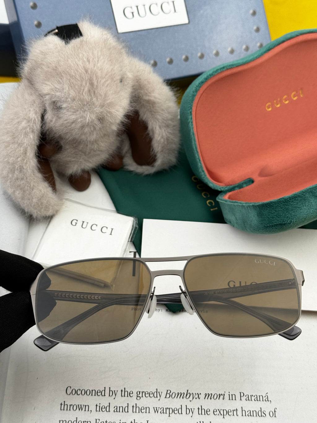 Gucci G6810 Polarized Aviator Black Lens Sunglasses for Men - detail image 2