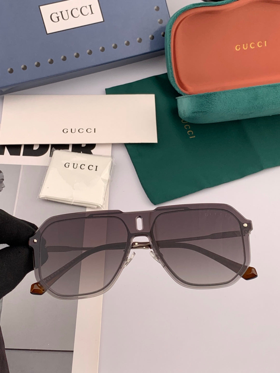 Gucci G4642 Polarized Fashion Gold Lens Sunglasses for Men & Women - detail image 2