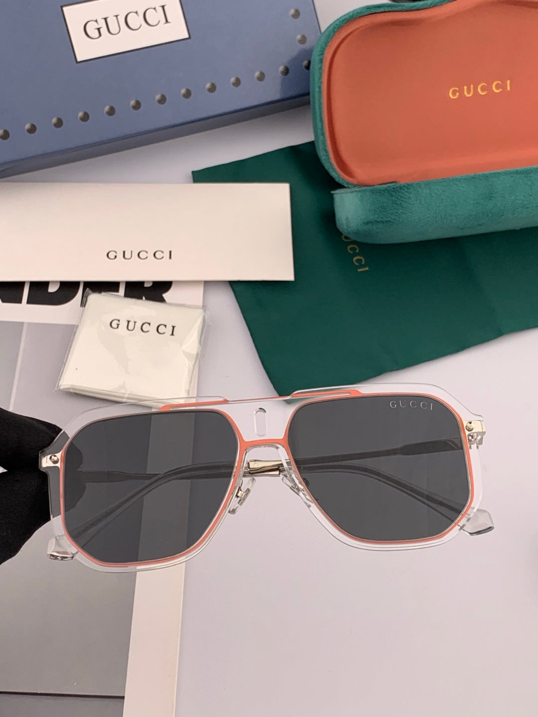Gucci G4642 Polarized Fashion Gold Lens Sunglasses for Men & Women - detail image 4