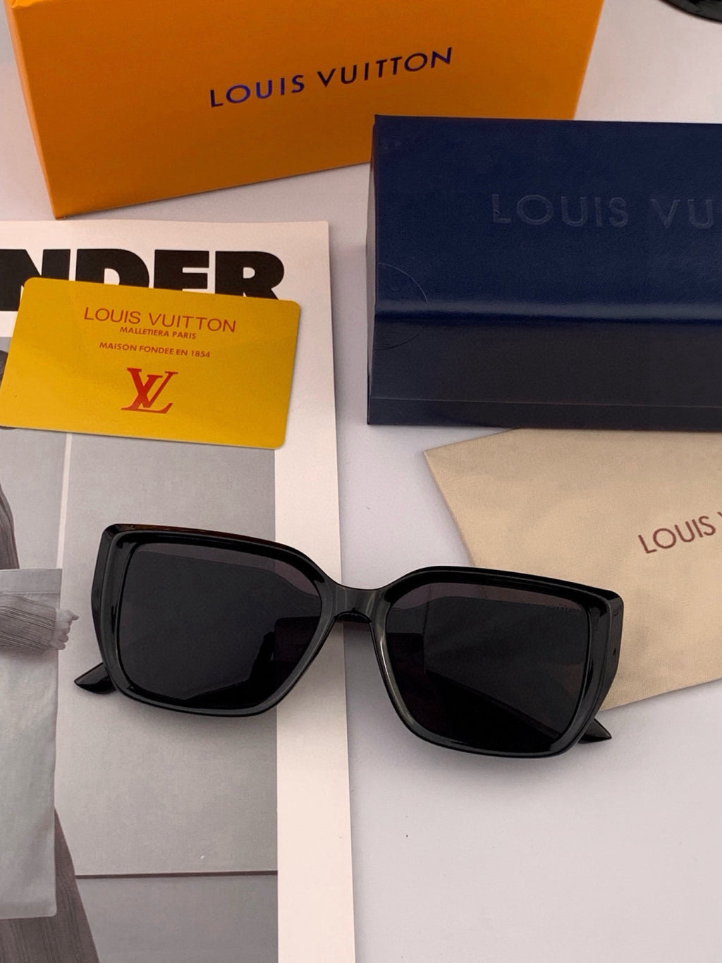Louis Vuitton L6221 Square Black Lens Sunglasses for Men & Women - detail image 2