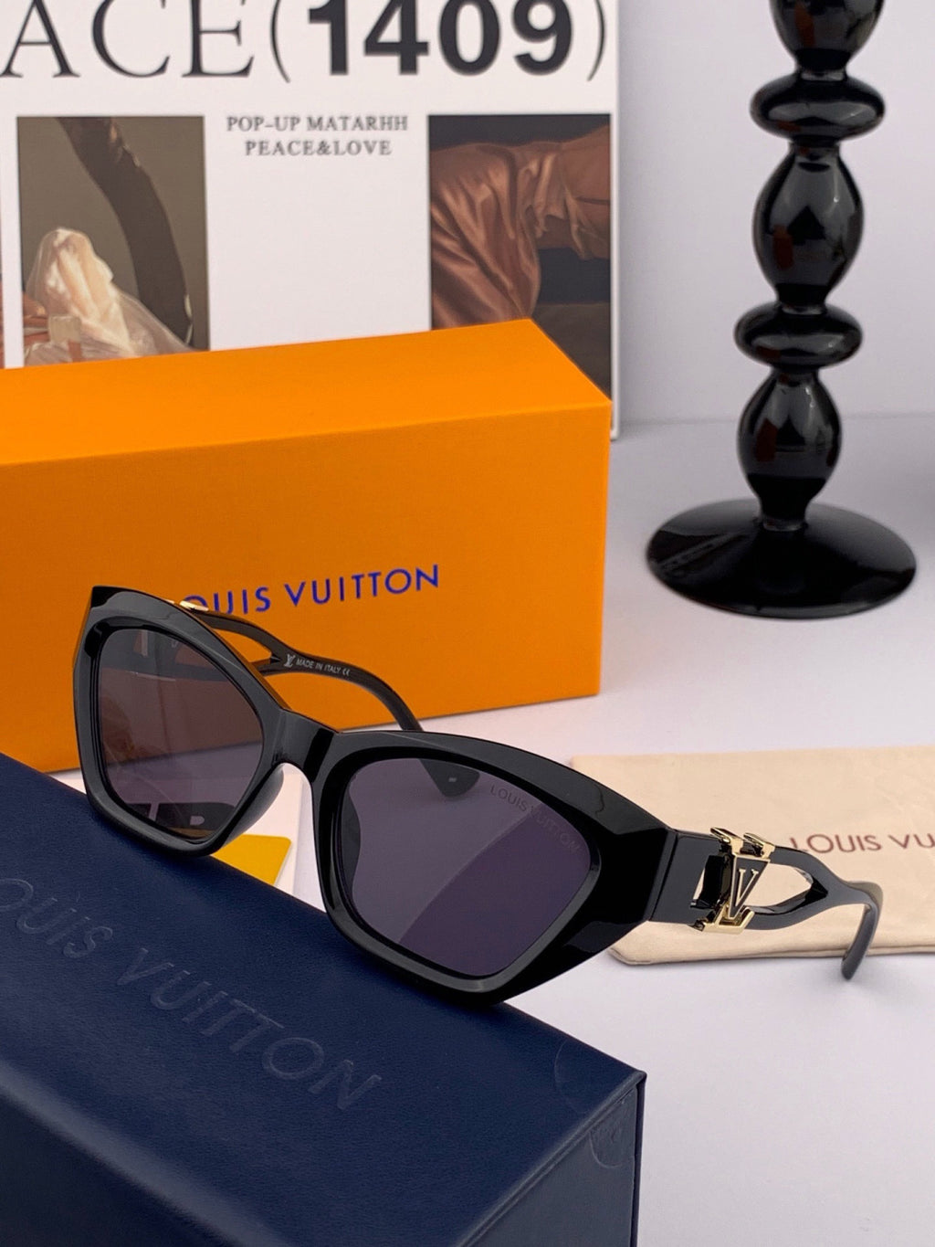 Louis Vuitton L4550 Square Black Lens Sunglasses for Men & Women - detail image 3