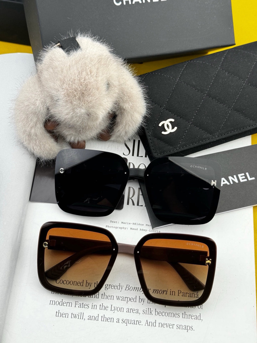 Chanel CH2305 Fashion Black Lens Sunglasses for Men & Women - detail image 5