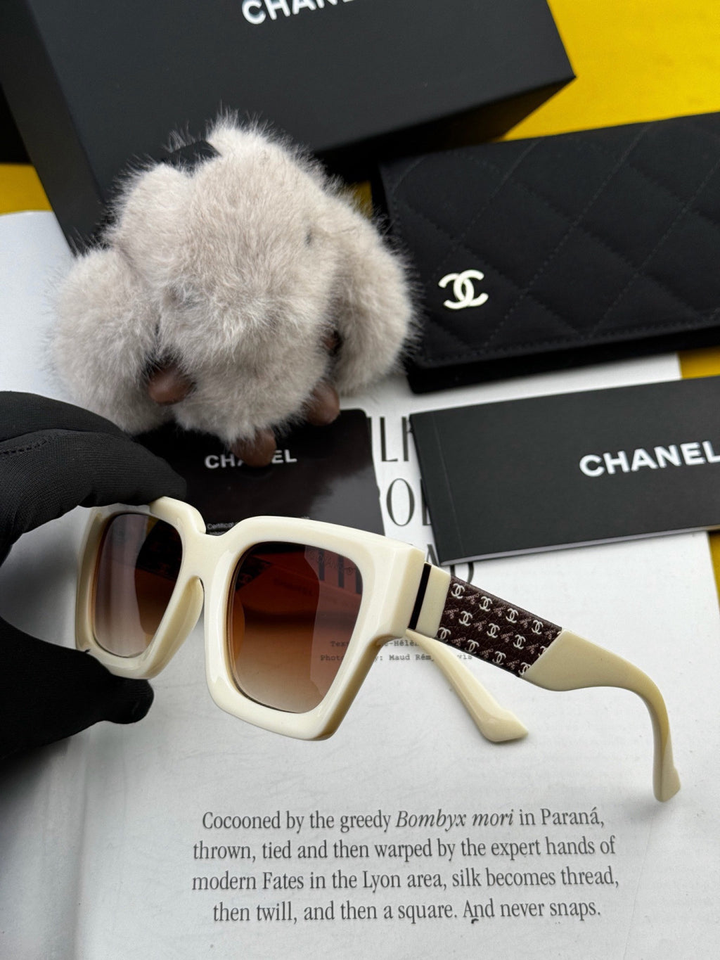 Chanel CH6132 Polarized Square Gold Lens Sunglasses for Men & Women - detail image 3
