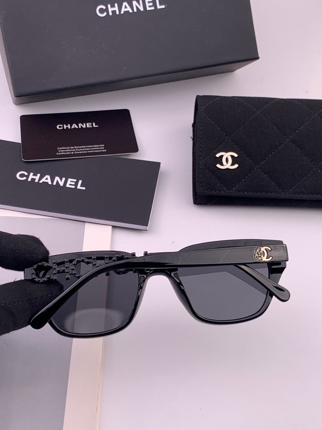 Chanel CH2994 Polarized Round Gold Lens Sunglasses for Women - detail image 4