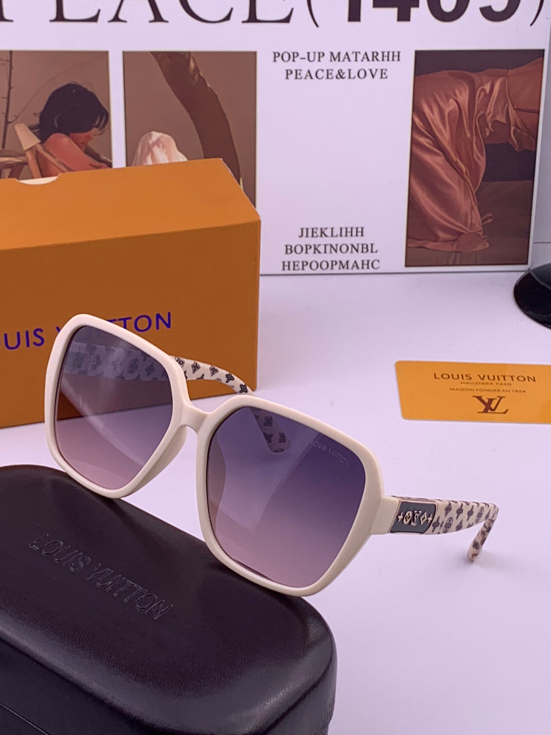 Louis Vuitton L3305 Square Gold Lens Sunglasses for Men & Women - detail image 2