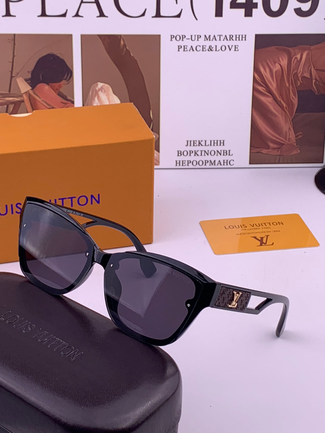 Louis Vuitton L7310 Square Gold Lens Sunglasses for Men & Women - detail image 2