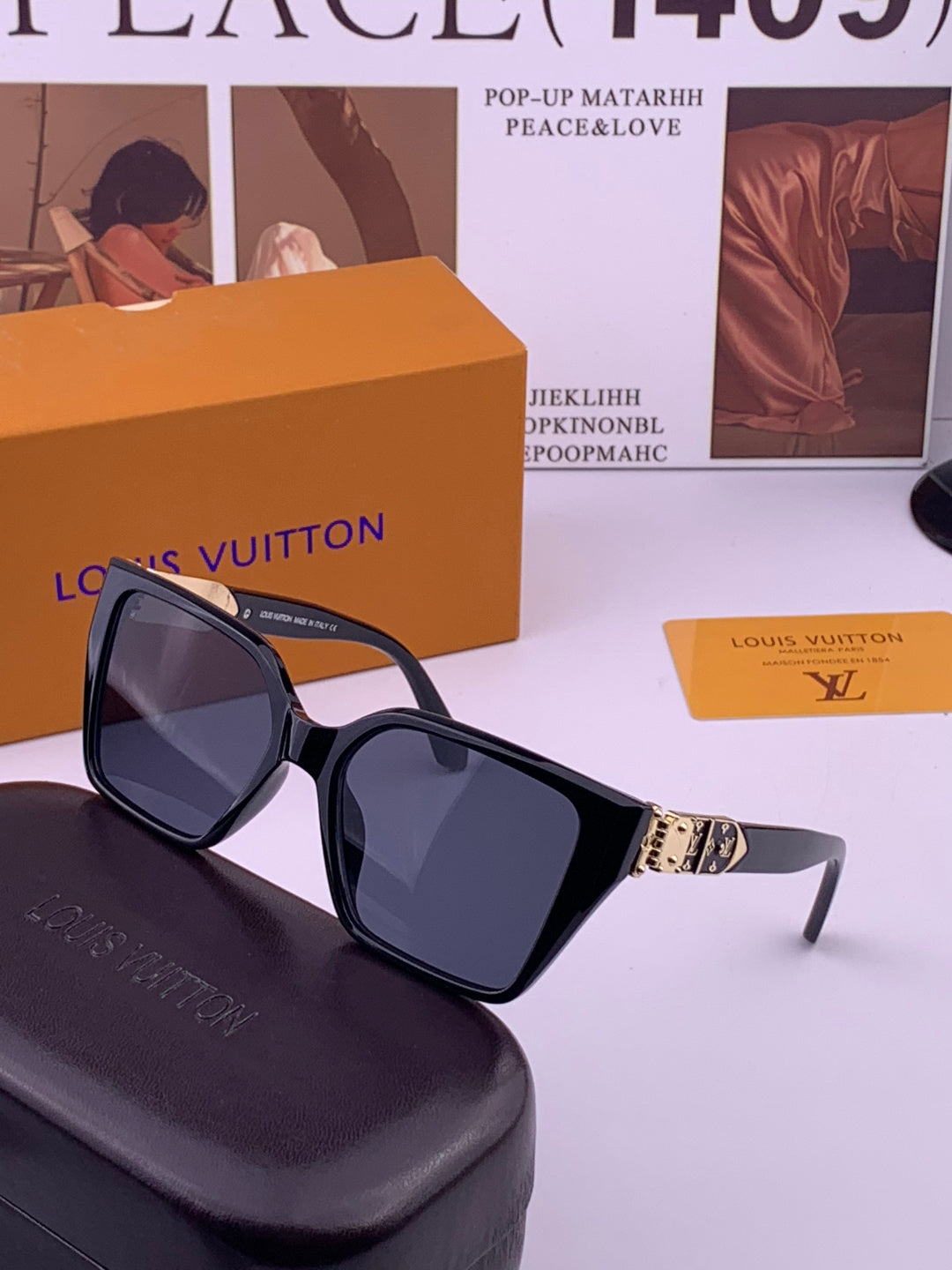 Louis Vuitton L36900 Square Black Lens Sunglasses for Men & Women - detail image 2