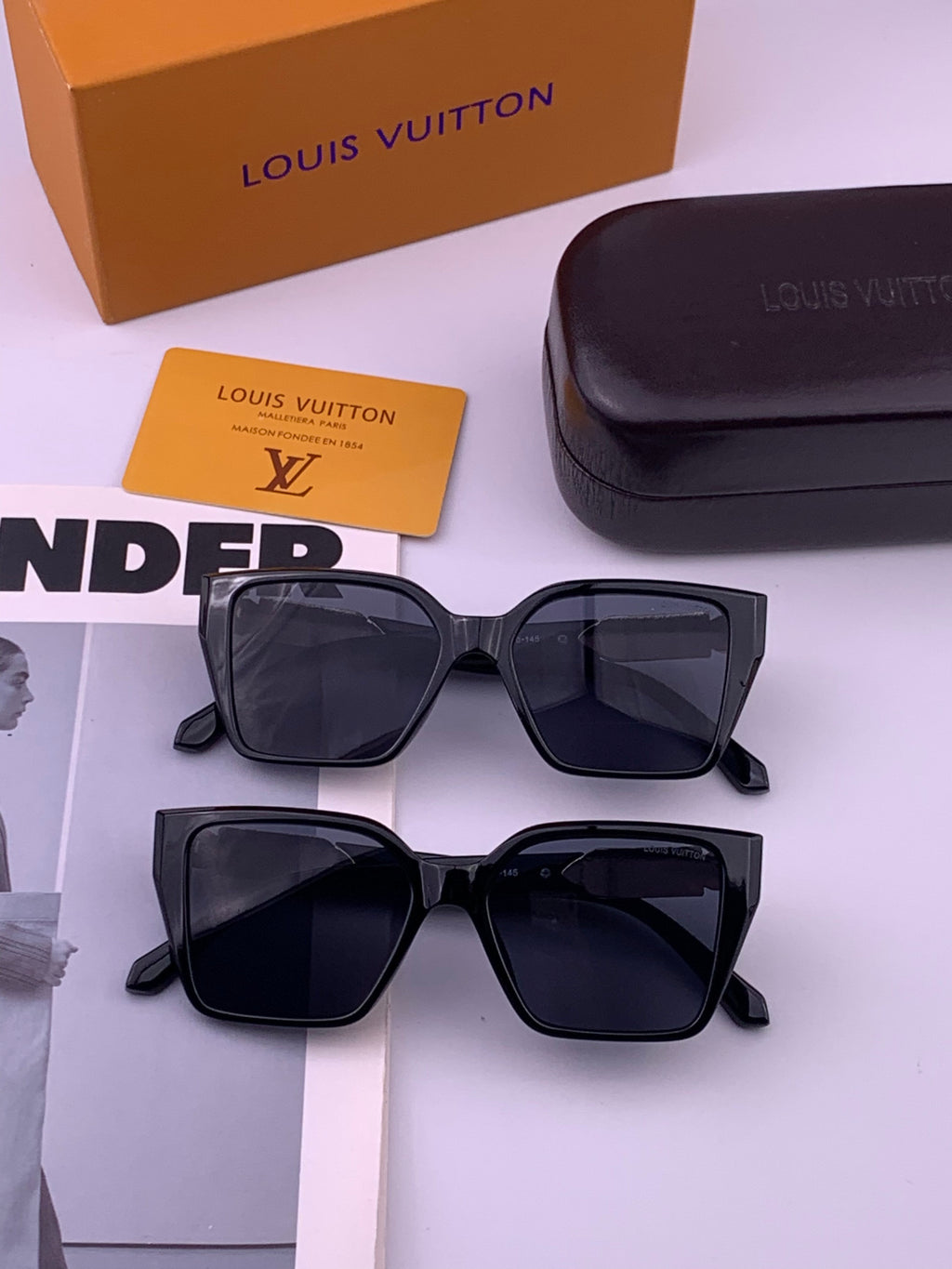 Louis Vuitton L36900 Square Black Lens Sunglasses for Men & Women - detail image 7