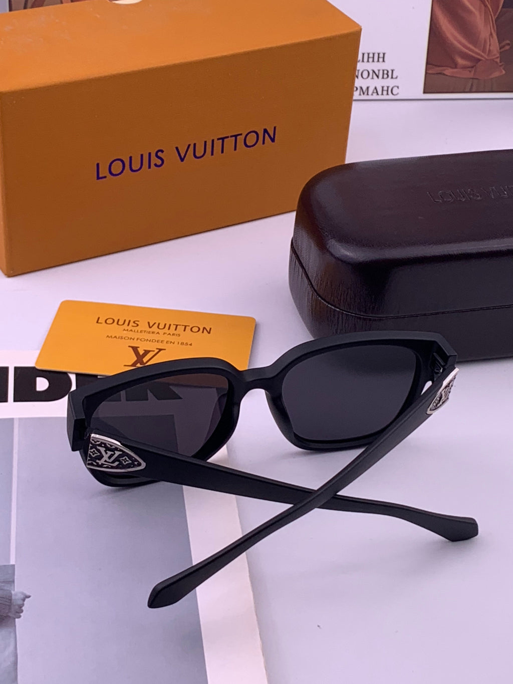 Louis Vuitton L7511 Square Brown Lens Sunglasses for Men & Women - detail image 6