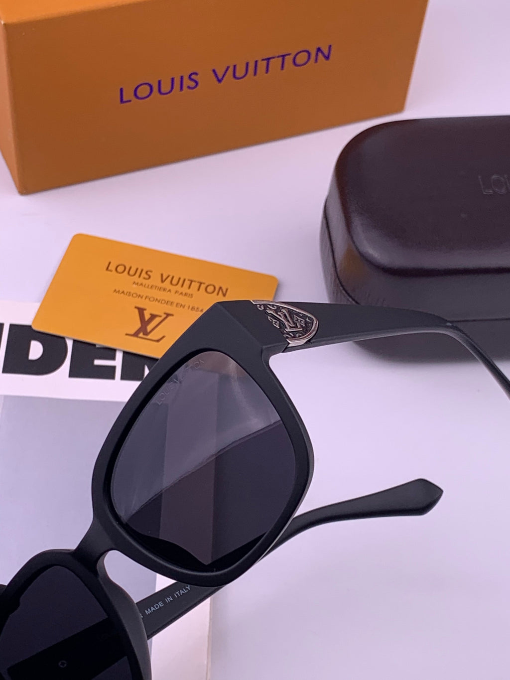 Louis Vuitton L7511 Square Brown Lens Sunglasses for Men & Women - detail image 3